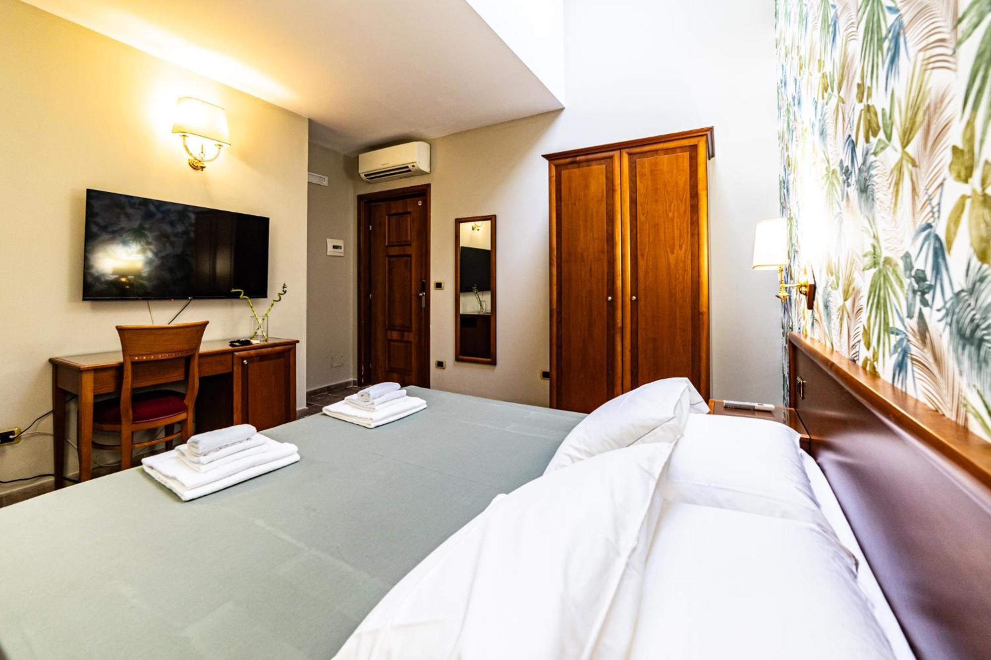 Malia Home Катанія Екстер'єр фото